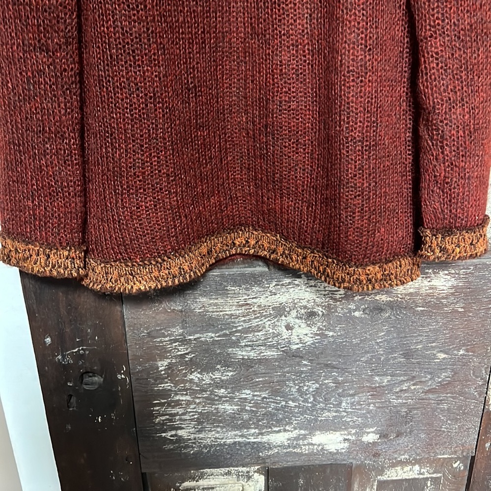 Chanel long sleeve sweater - Picture 4 of 6